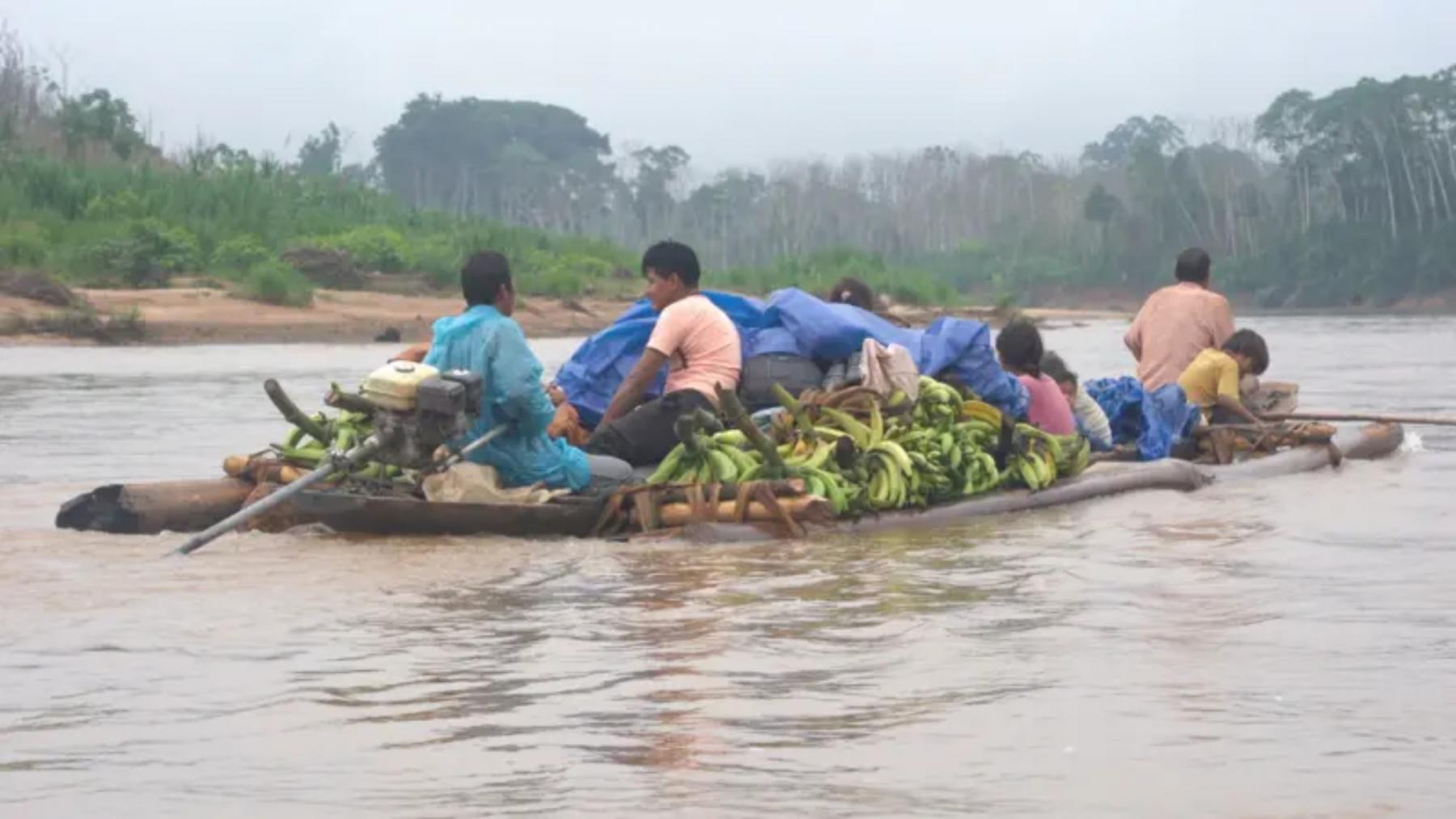 Bote en el rio maniqui